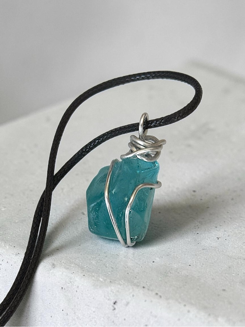 5 For $25💫Handmade Turquoise Blue Sea Glass Chunk Pendant Necklace
